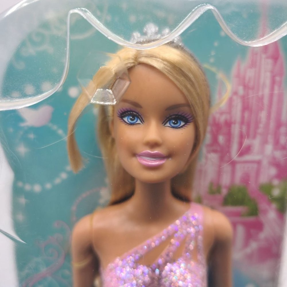 2009 Mattel Glitter Magic Blingdom Sparkles Barbie - Picture 9 of 12